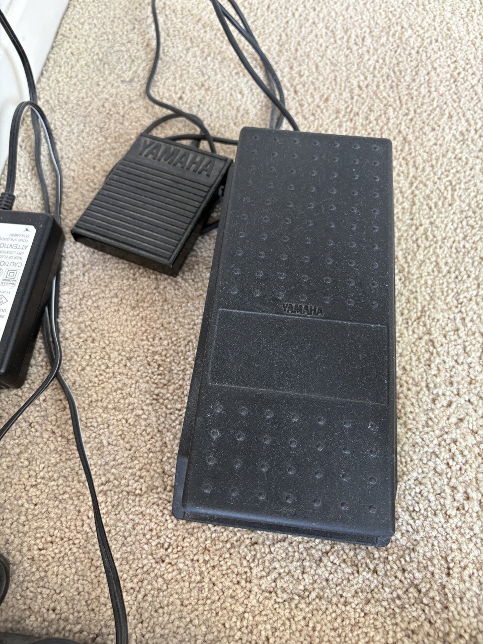 Yamaha PSR-2100 keyboard