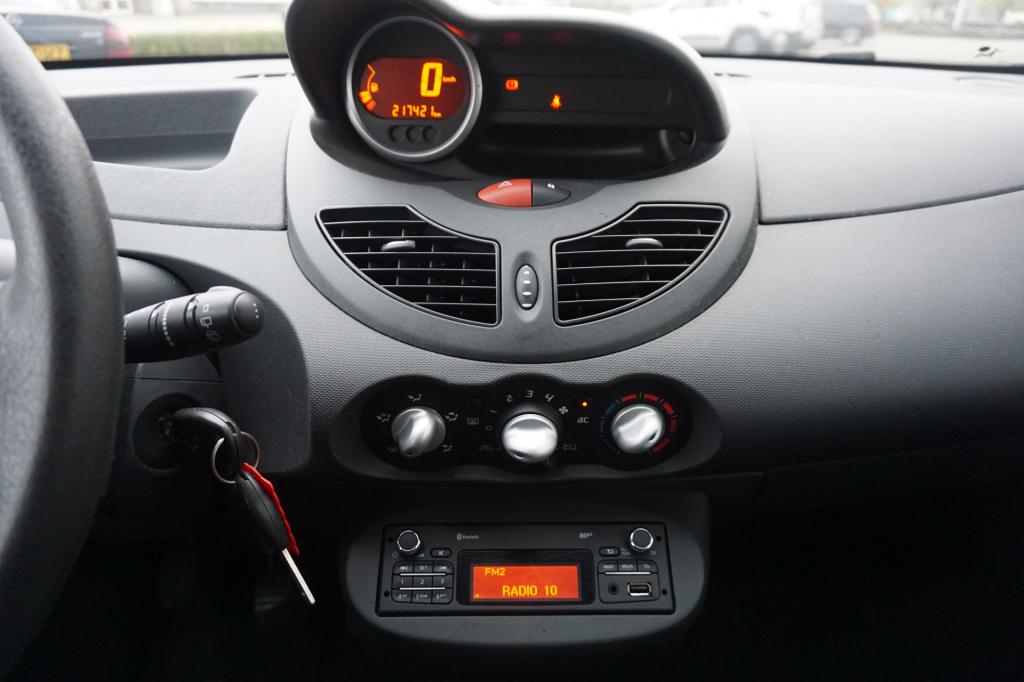 Renault Twingo 1.2 16v collection airco / cruise / elektr. ramen / nap