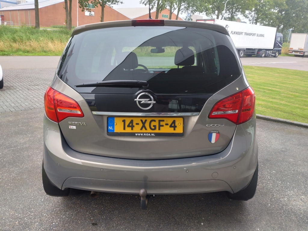 Opel Meriva 1.4 turbo color ed.