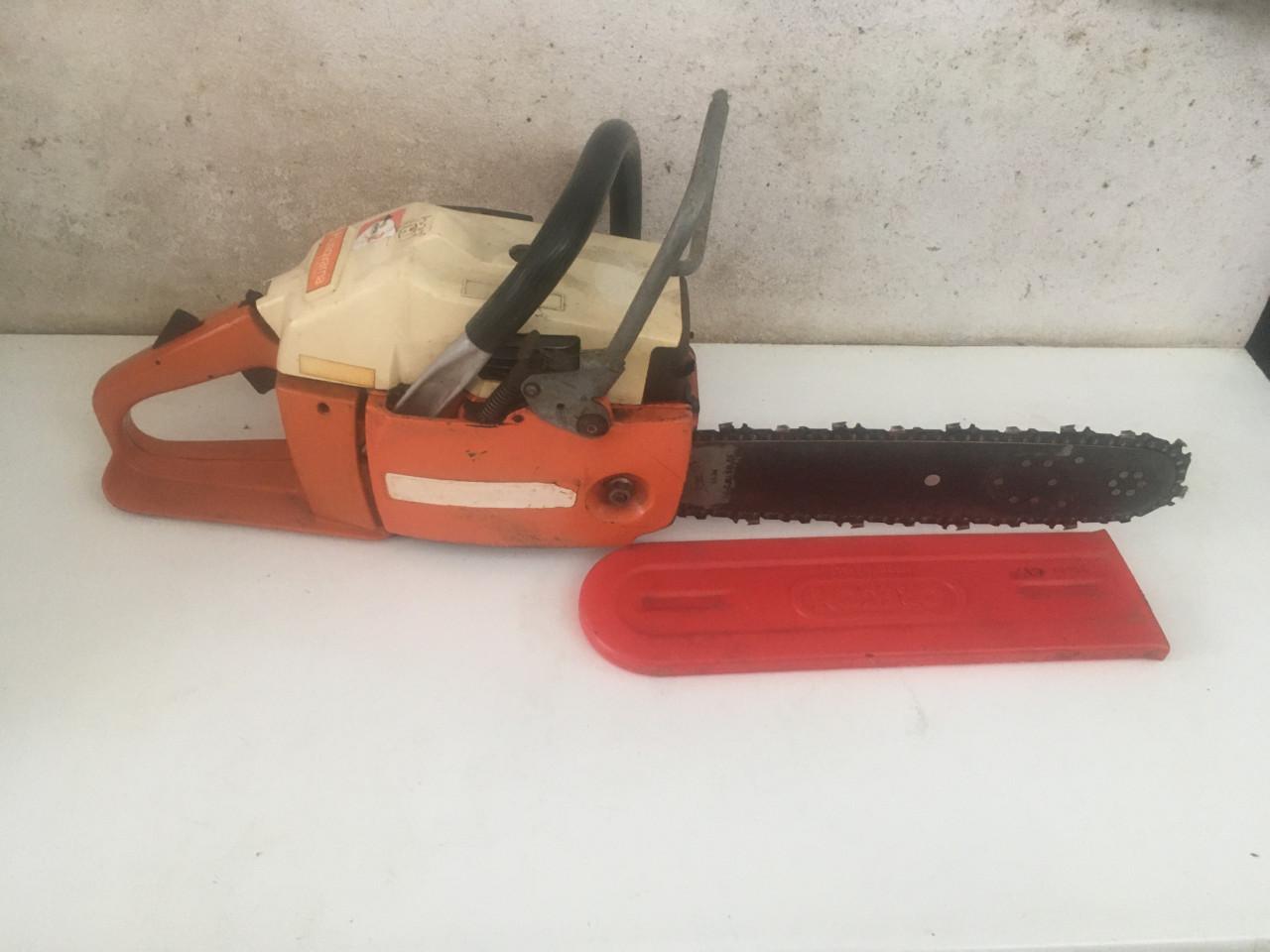 Oldtimer kettingzaag motorzaag husqvarna 44 44cc tweetaktmotor