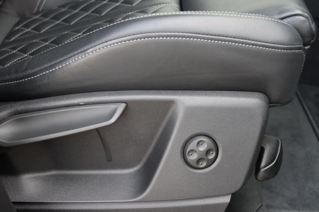 Audi Q5 55 tfsi e s line quattro 367pk s tronic | trekhaak | stoel- en stuu