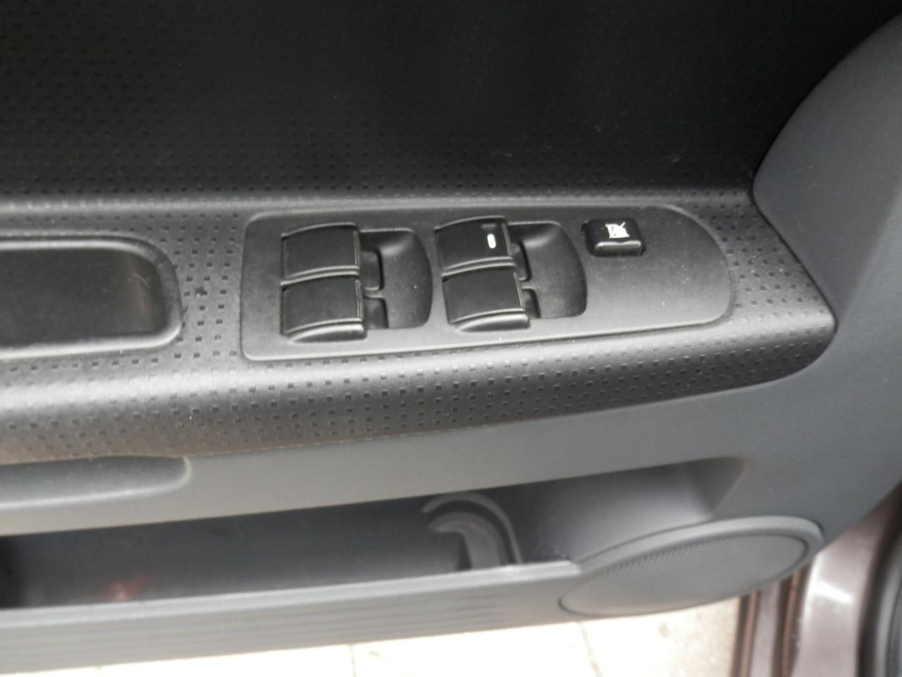 Auto Garant Biedt Aan: Mitsubishi Colt 1.3 Edition Two