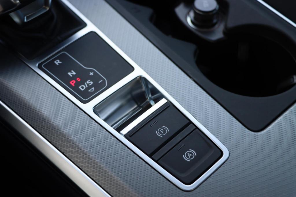 Audi A6 limousine 45 tfsi sport lease edition 245pk s-tronic