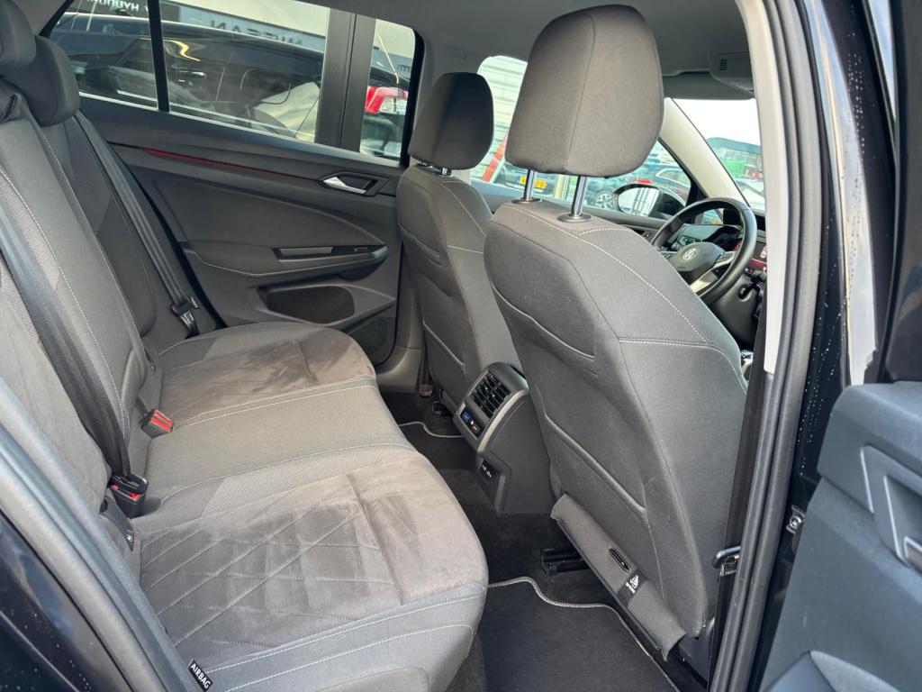 Volkswagen Golf 1.5 etsi 150pk, style, carplay