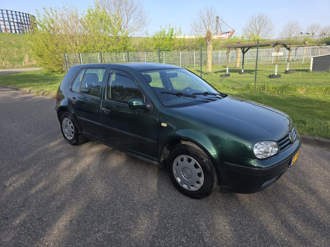Volkswagen Golf 1.4-16V Trendline Airco! 5-DRS!