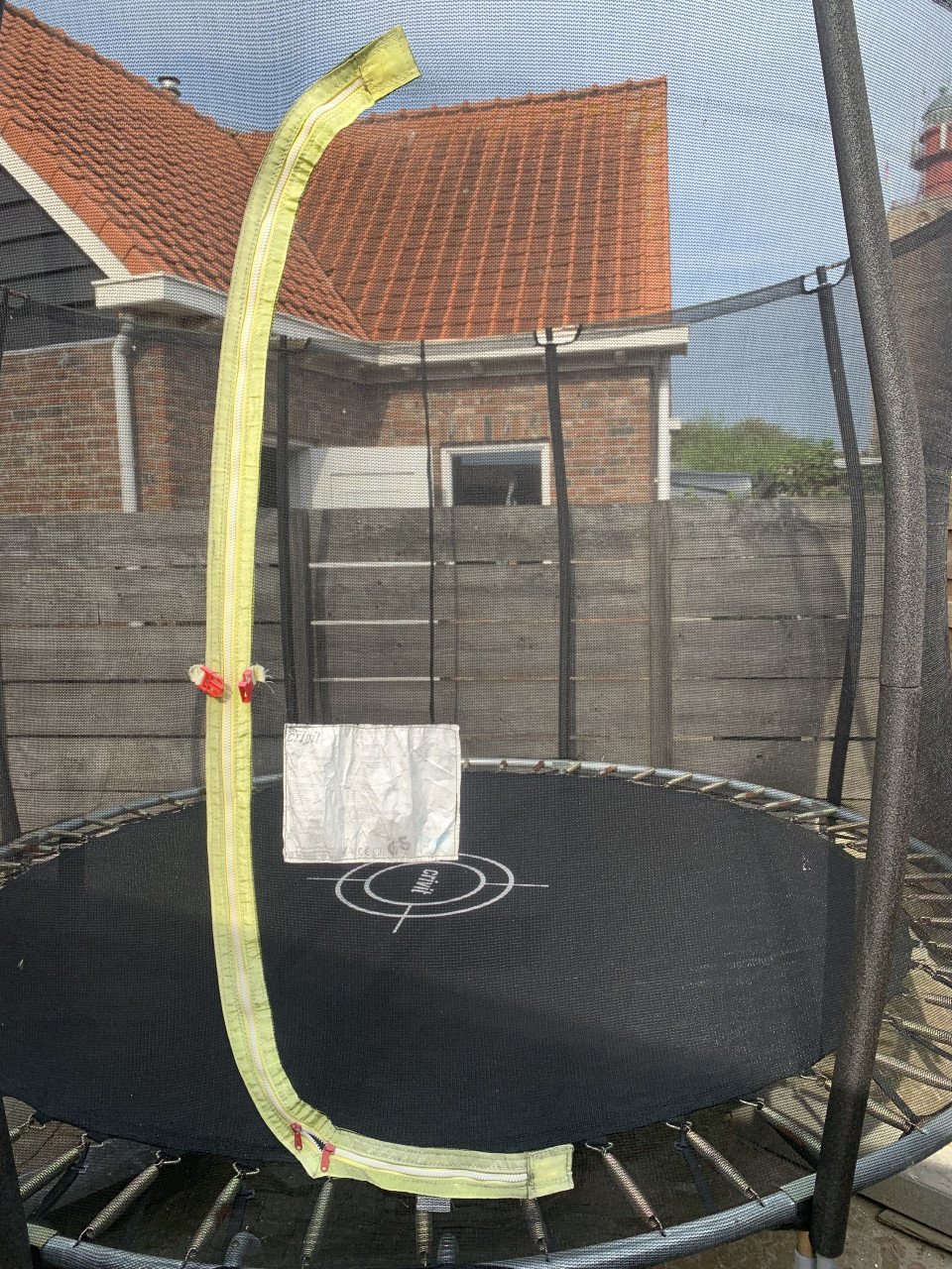 Trampoline