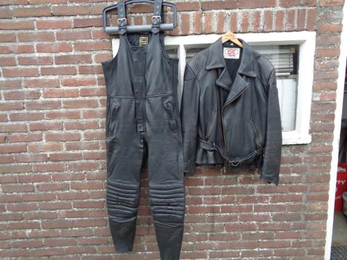 2  delig Leren motorpak  i.g.s.