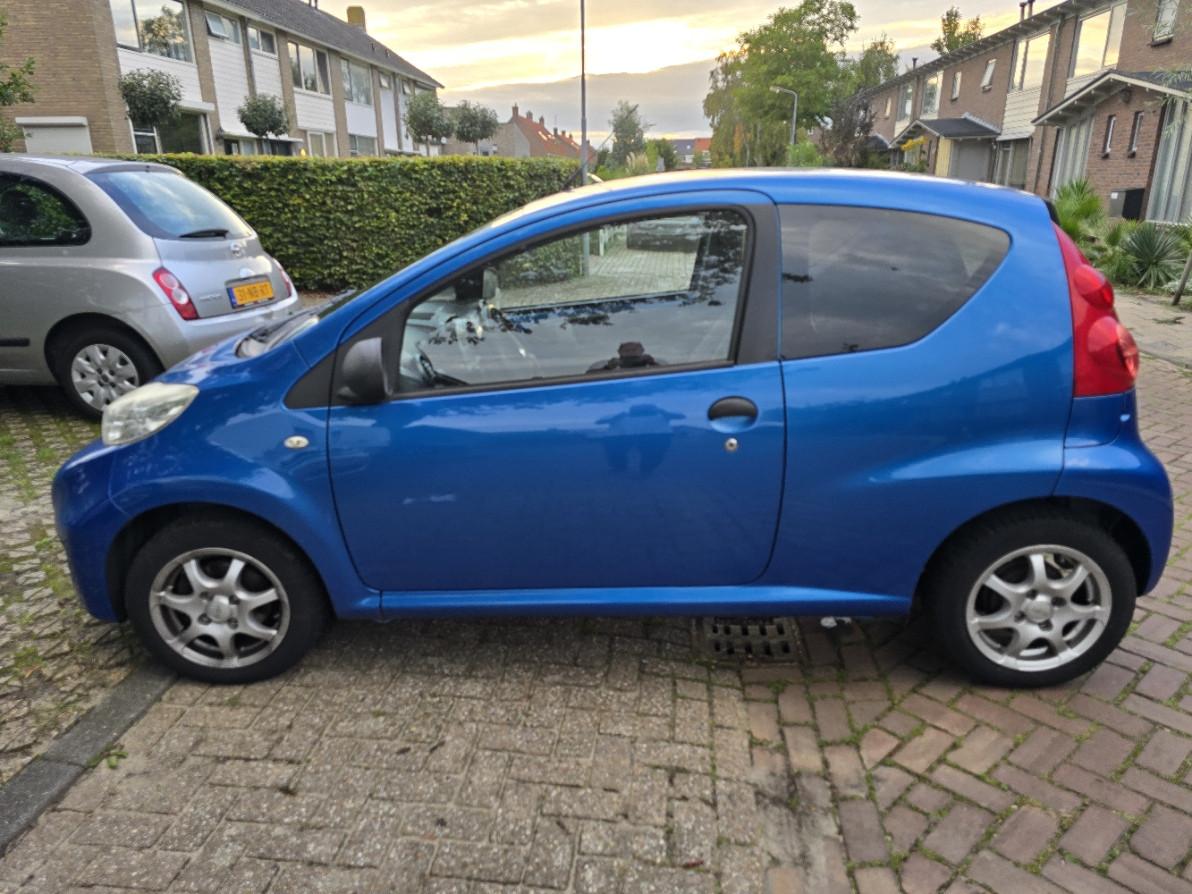 Te Koop: Peugeot 107