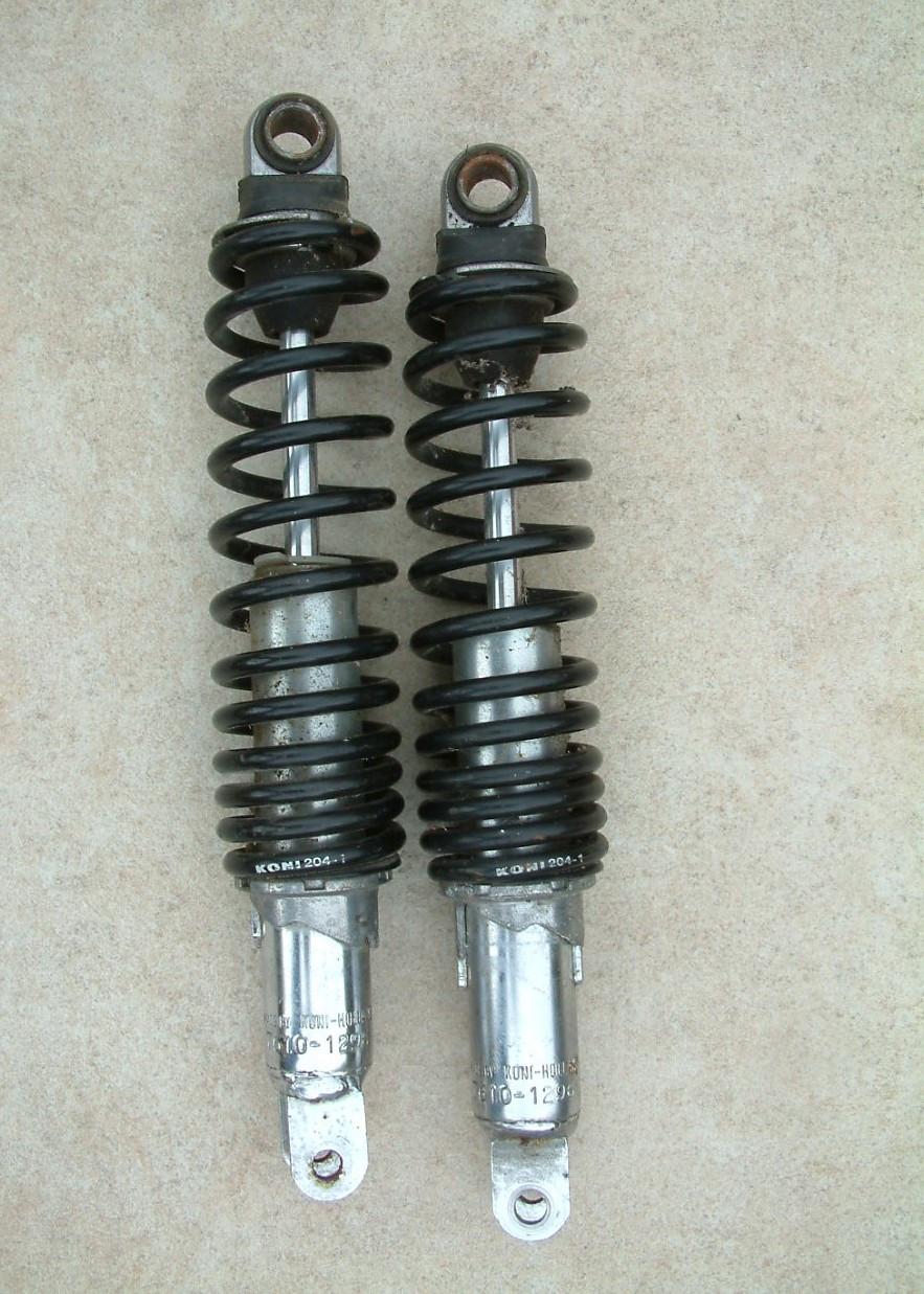 Schokbrekers  ook  koni   34 en 36 cm h o h  en voorvorken  35 -37 -38 mm