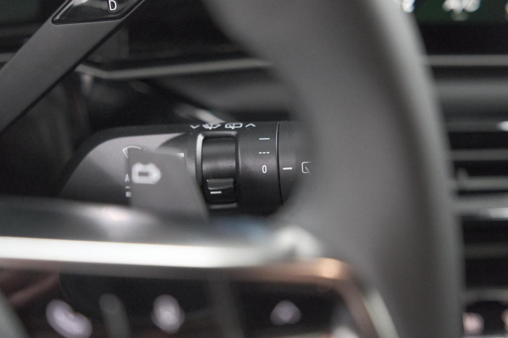 Renault 4 comfort range iconic 52 kwh | pack advanced driving assist | came