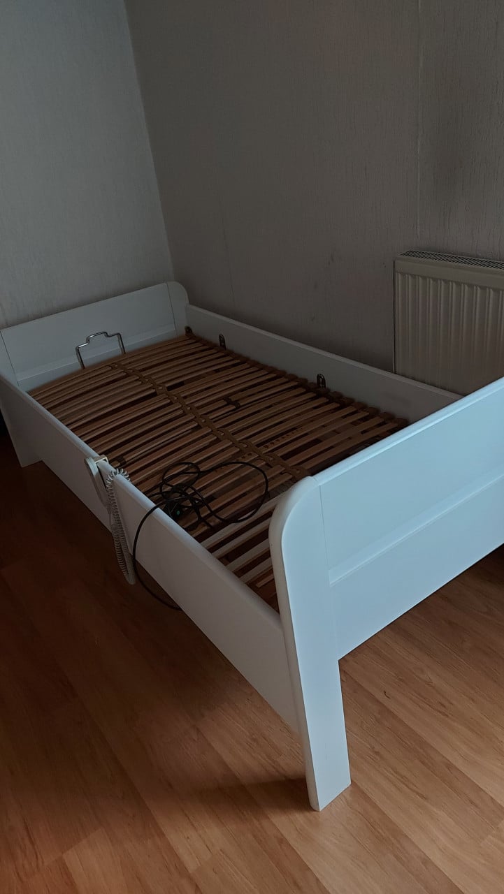 Seniorenbed Elektrisch Verstelbaar Bed 90x200 - Zo Goed
