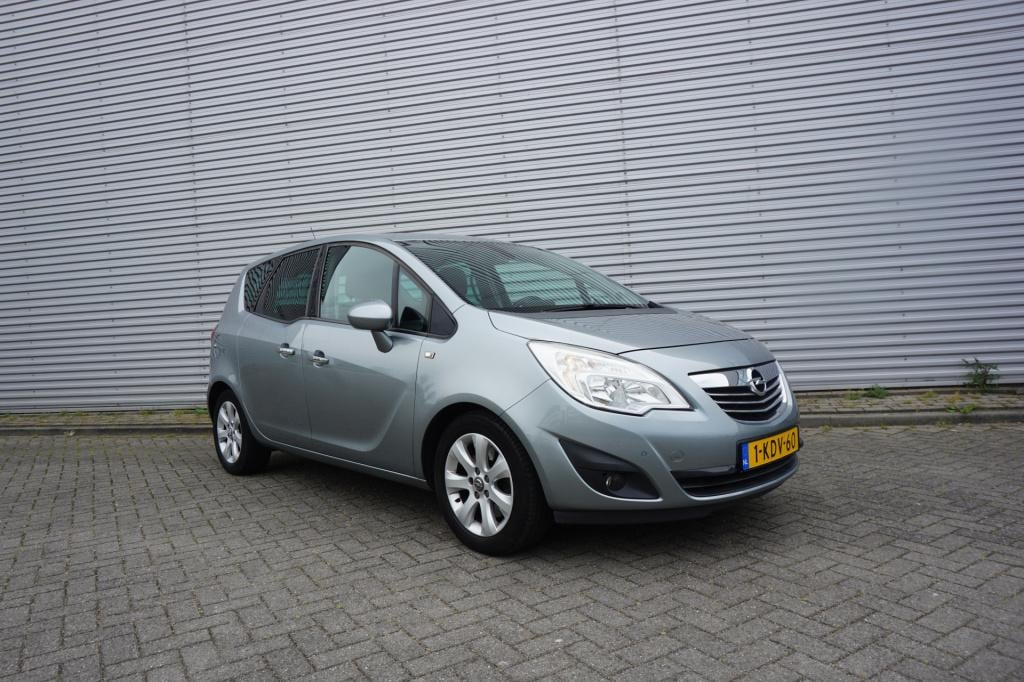 Opel Meriva 1.4 turbo cosmo automaat- airco / navi / cruise / camera / park