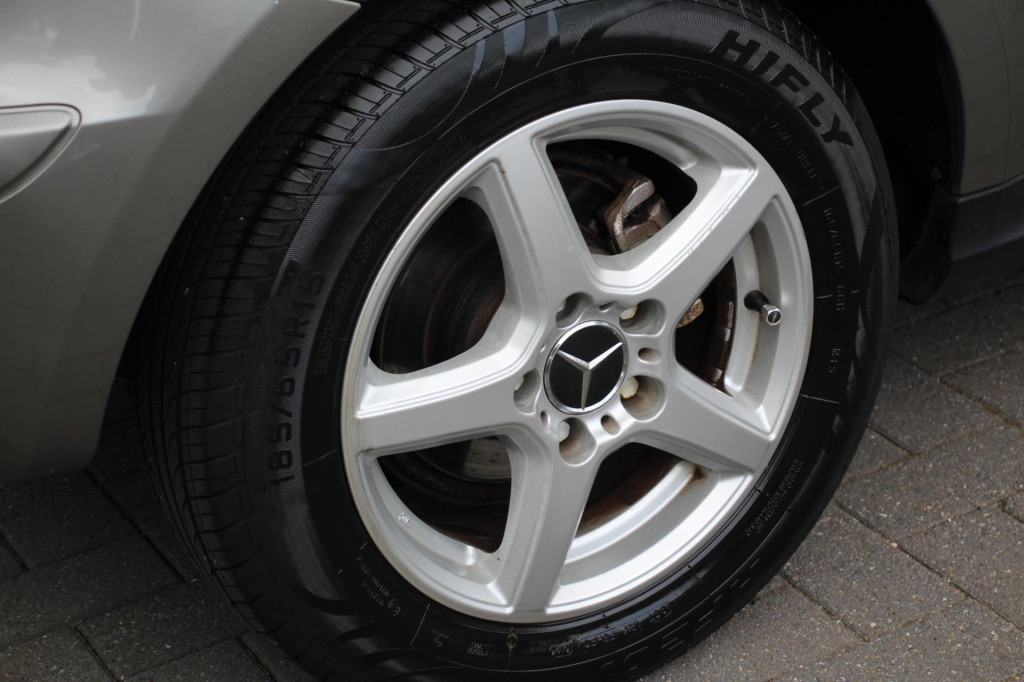 Mercedes-Benz A-Klasse 150 classic - stoelverwaming - panoramadak - navi - 