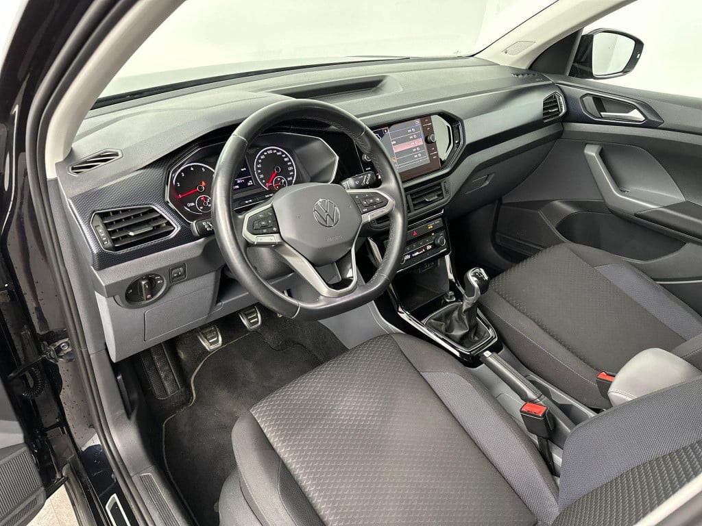 Volkswagen T-cross 1.0 tsi united beats camera lane
