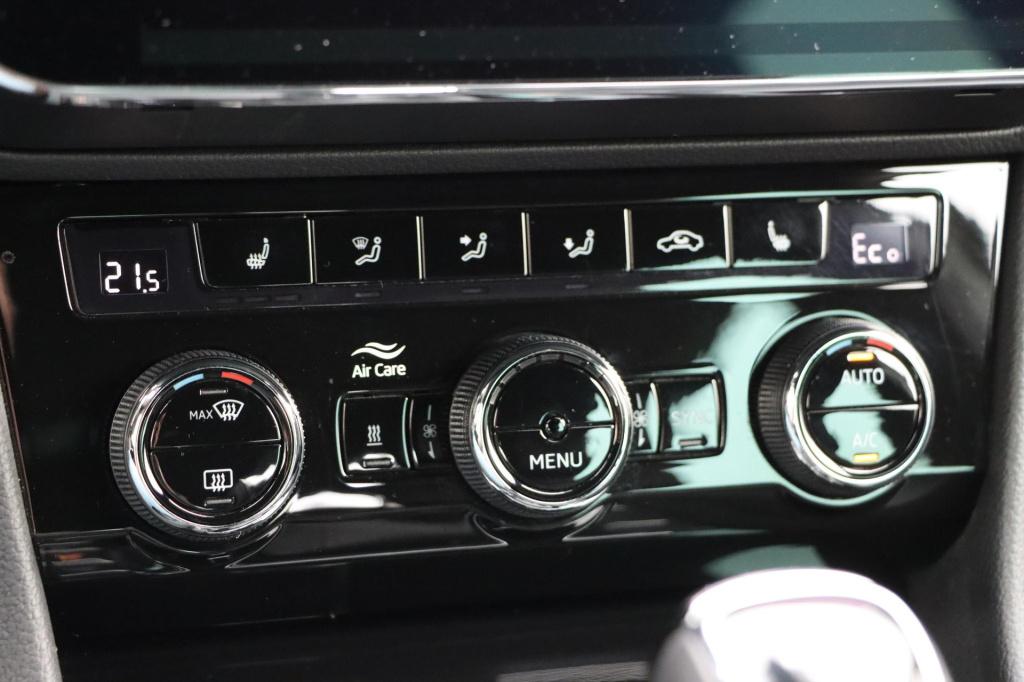 Skoda Superb combi 1.4 tsi laurin & klement 218pk dsg6 stoel voor+ achterve