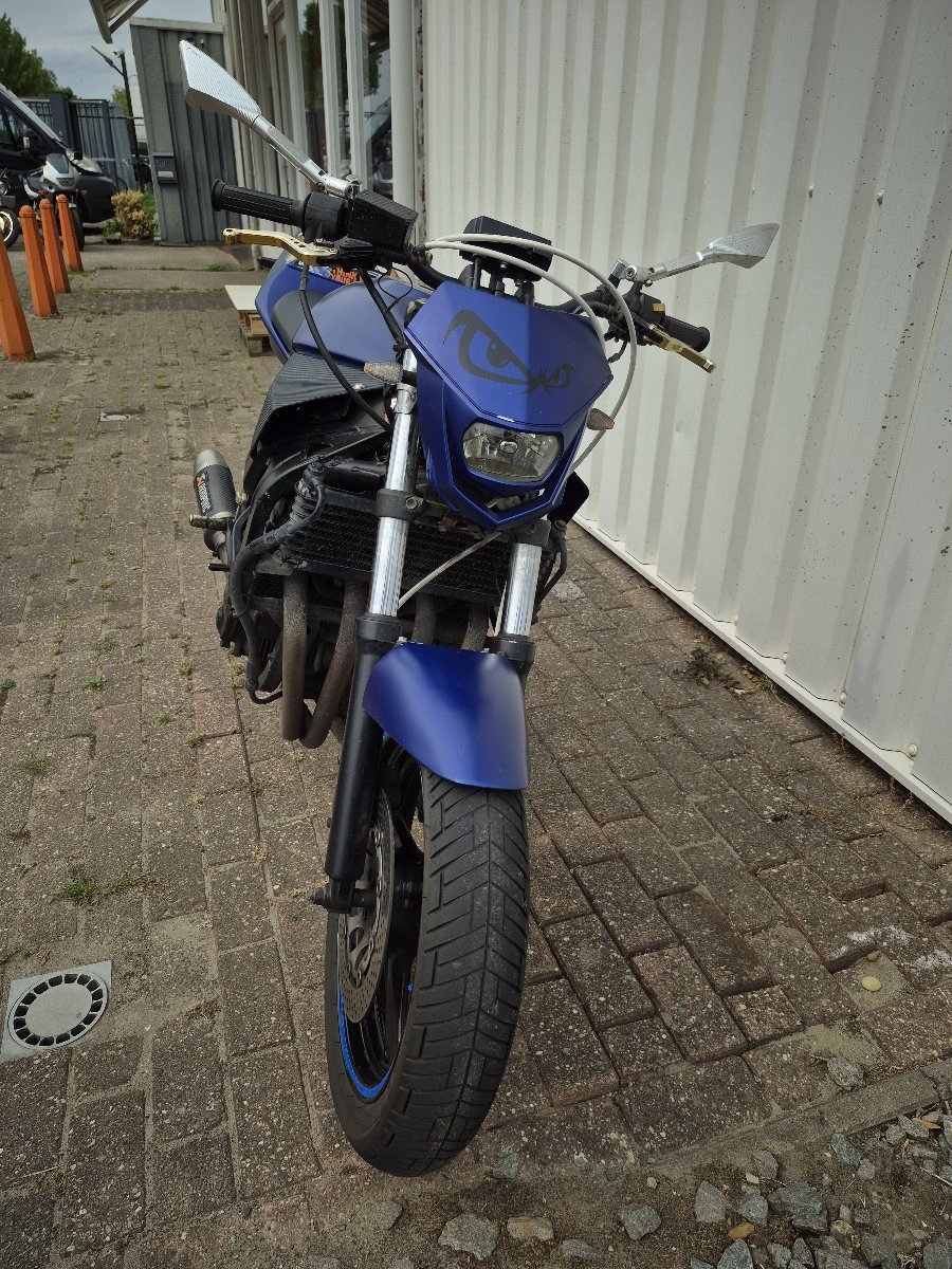 Suzuki GSX600 Streetfighter