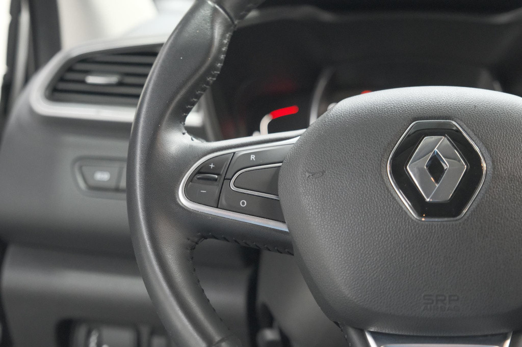 Renault Kadjar tce 130 edc intens | trekhaak | navigatie | parkeersensoren