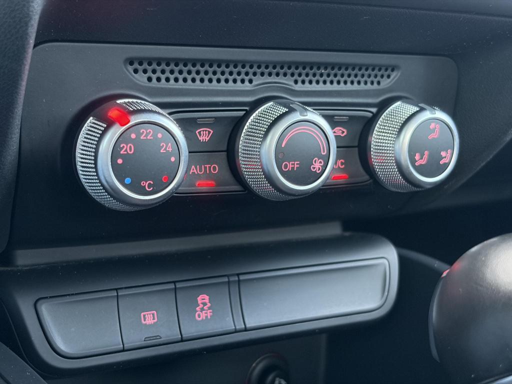 Audi A1 Sportback 1.0 tfsi s-line/automaat/navi/clima