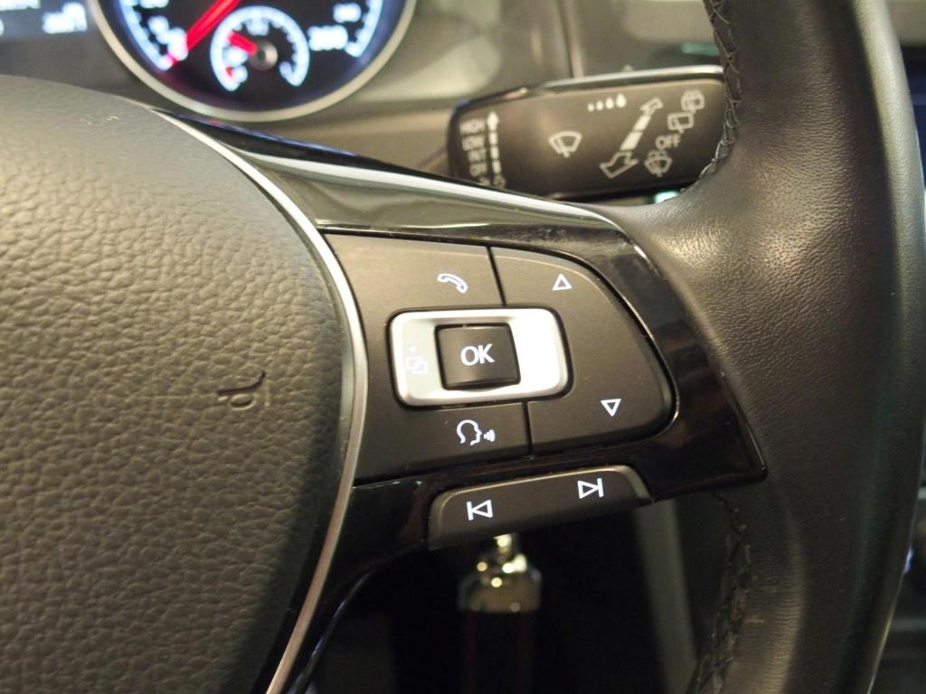 Volkswagen Golf 1.0 tsi comfortline business|stoelverwarming|all season ban