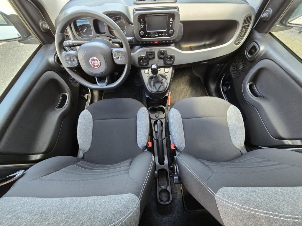 Fiat Panda 1.0 hybrid city life slechts 2895 km!!