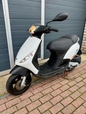 Piaggio zip 2017