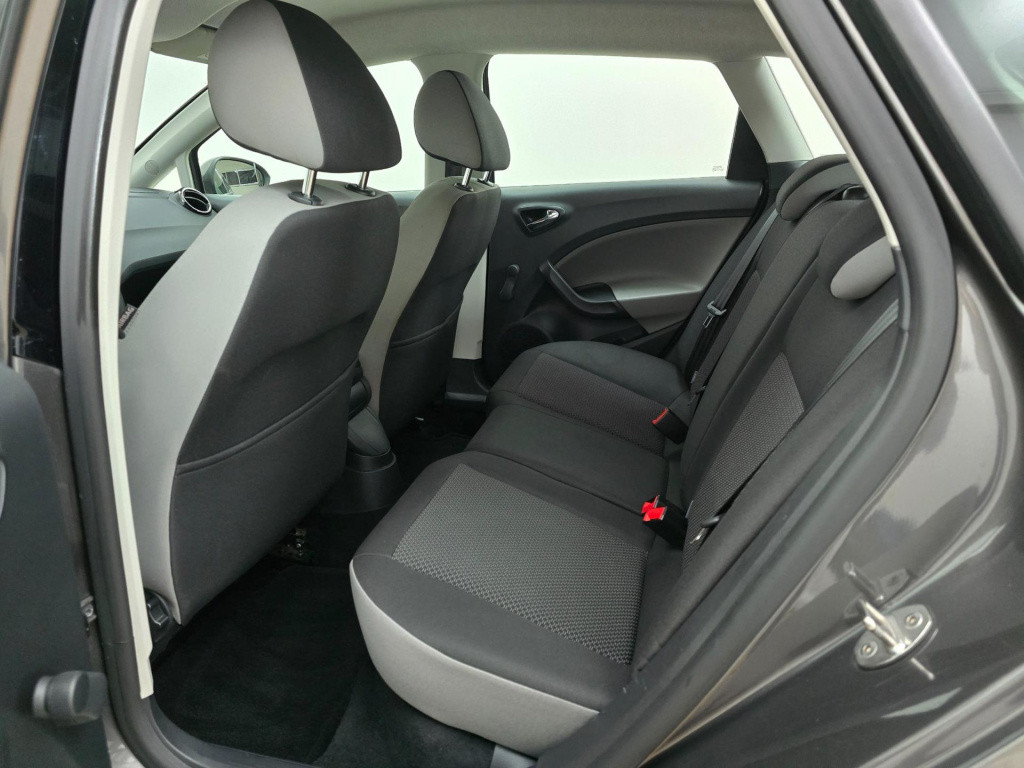 Seat Ibiza st occasion met trekhaak en cruisecontrol | ruime kofferbak | tw