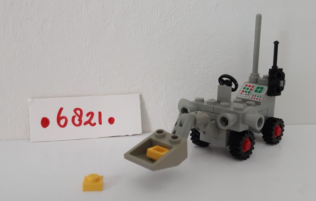 Lego Classic Space 6821: space shovel, ruimte voertuig met astronaut