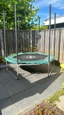 Trampoline