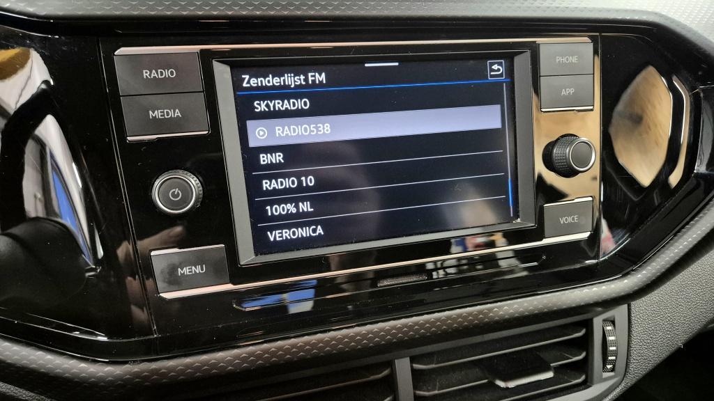 Volkswagen T-cross 1.0 tsi life | blind spot | acc | airco | lm-velgen