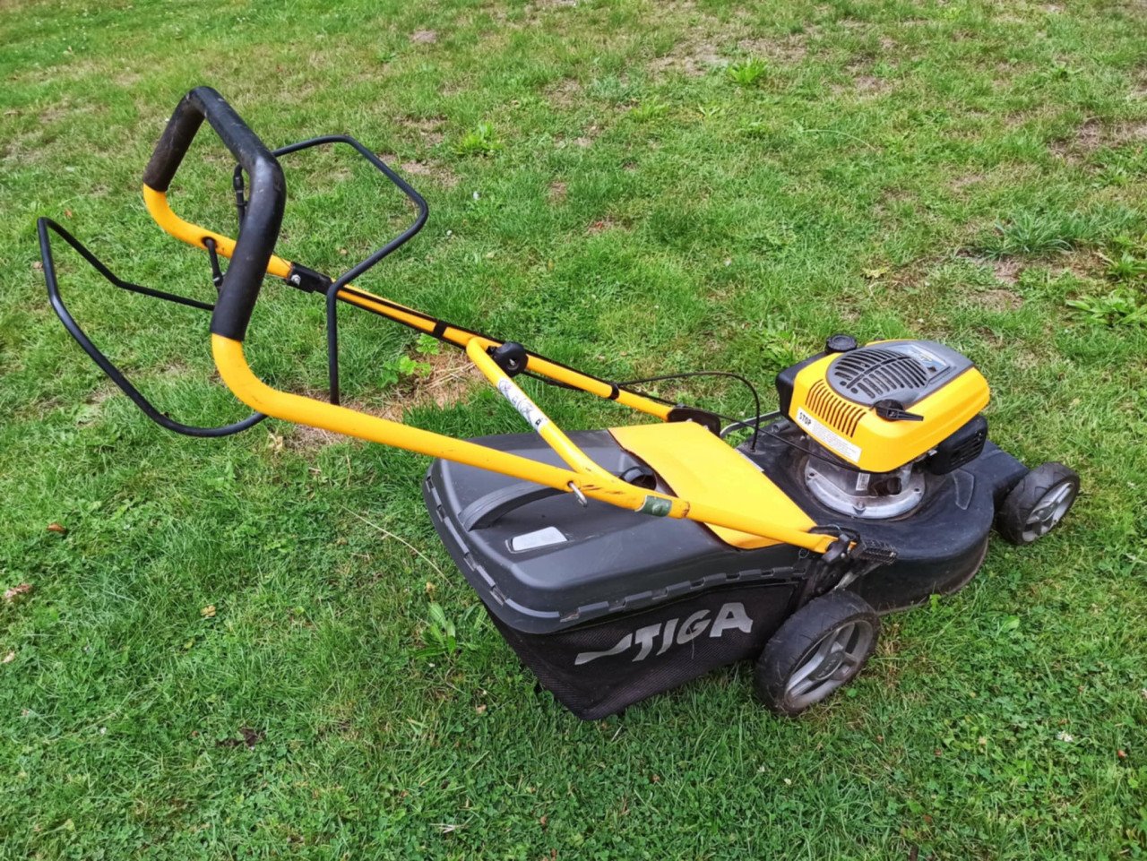 Stiga combi 48s Benzine grasmaaier