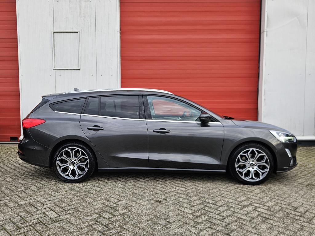 Ford Focus wagon 1.0 ecoboost titanium business | acc | pdc