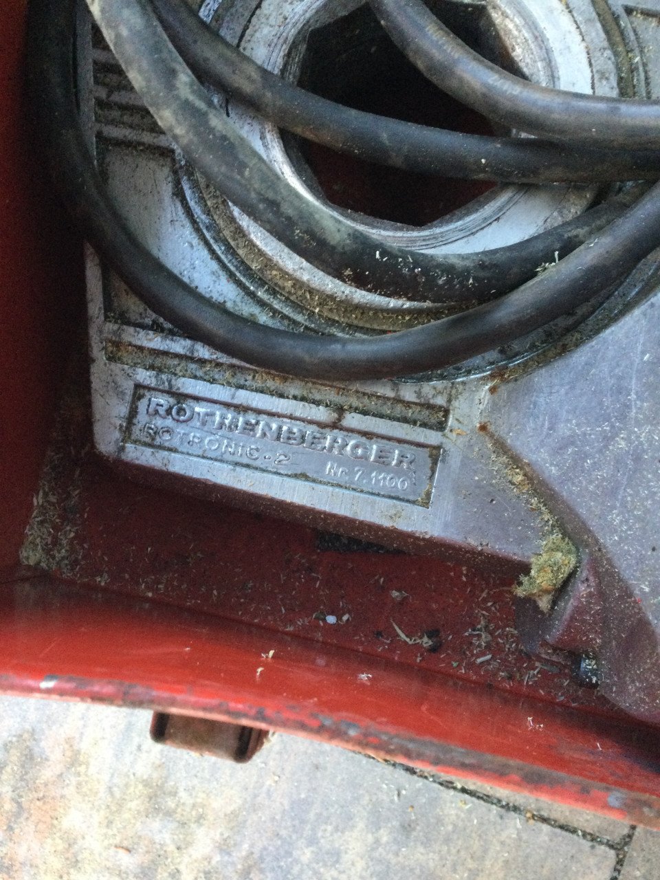 Gereedschap   Draadtapmachine