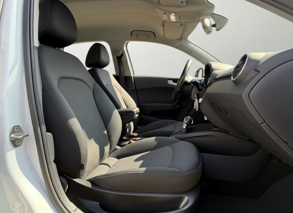 Audi A1 Sportback 1.0 tfsi sport pro line s automaat