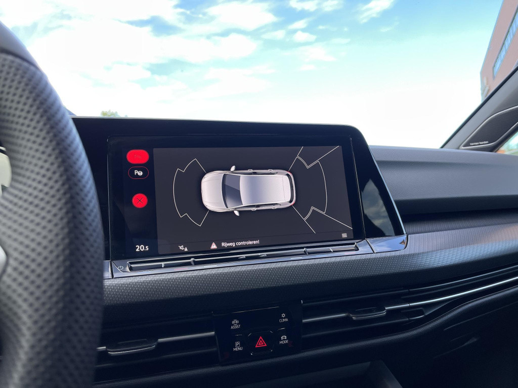 Volkswagen Golf 1.5 etsi r-line | panoramadak | harman/kardon | sportstoele