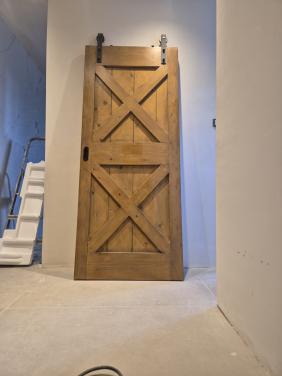 2stuks binnendeur met ophang systeem.