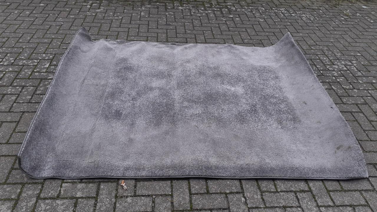 3 x Vloerkleed 170 x 210 cm & tafelkleed Perzisch