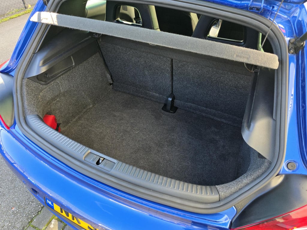 Volkswagen Scirocco 2.0 tsi r