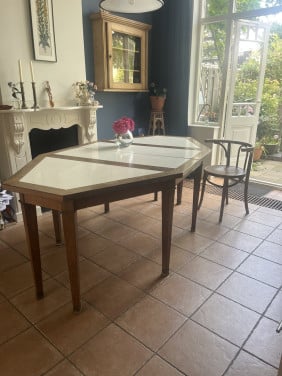 Unieke Eettafel
