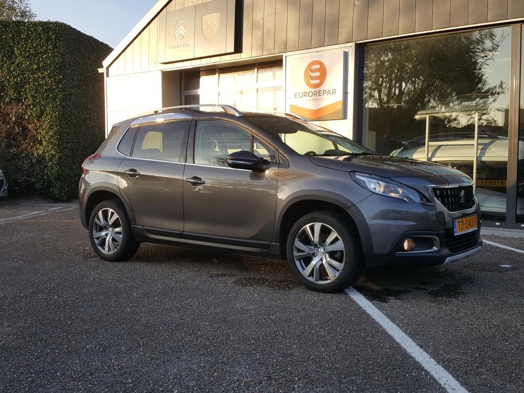 Peugeot 2008 1.2 puretech 110pk allure trekhaak | apple carplay & android a