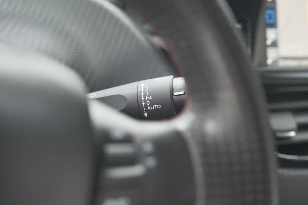 Peugeot 208 puretech 110 gt-line | apple carplay | parkeersensoren | climat