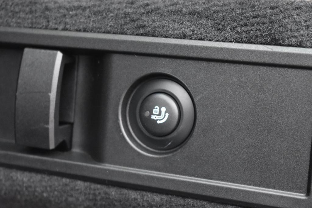 BMW 3-serie touring 318i high executive sport line | trekhaak | apple carpl