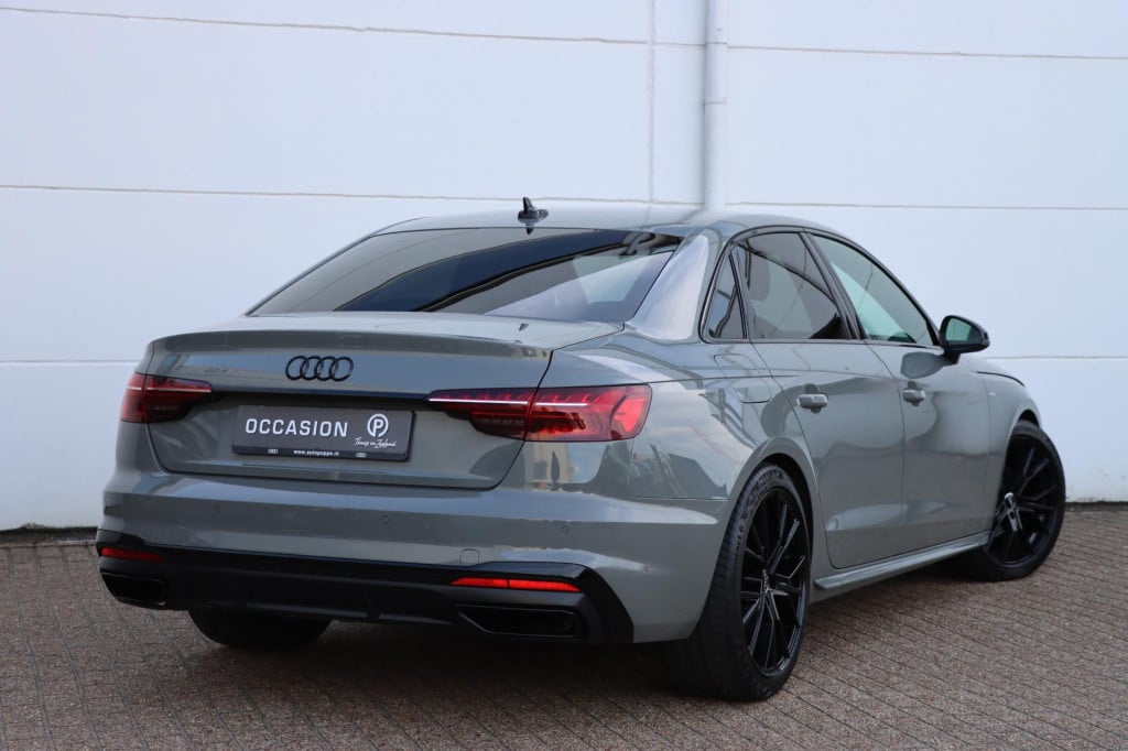 Audi A4 limousine 35 tfsi s edition competition s-tronic