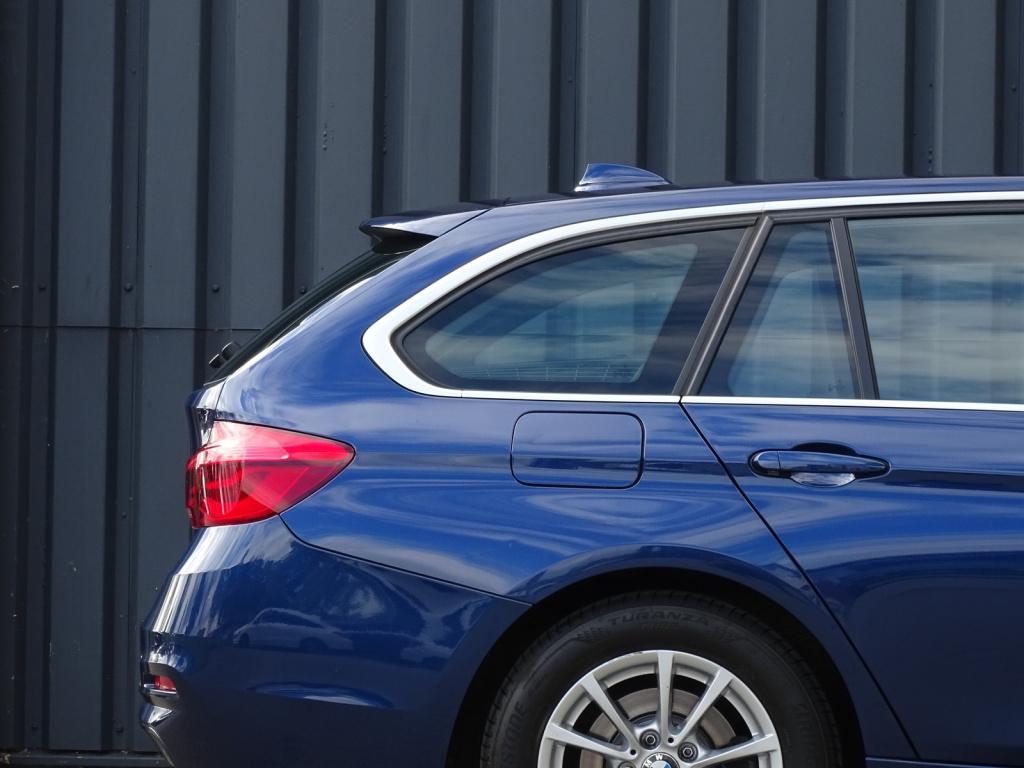 BMW 3-serie touring 318i executive automaat
