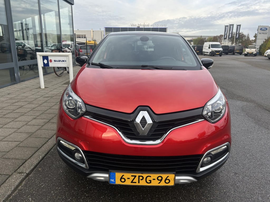Renault Captur 1.2 tce helly hansen automaat
