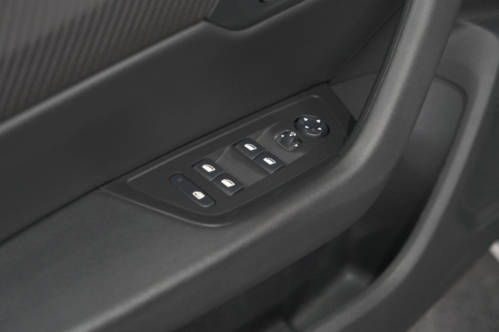 Peugeot 508 puretech 130 eat8 allure pack business | adaptieve cruise contr