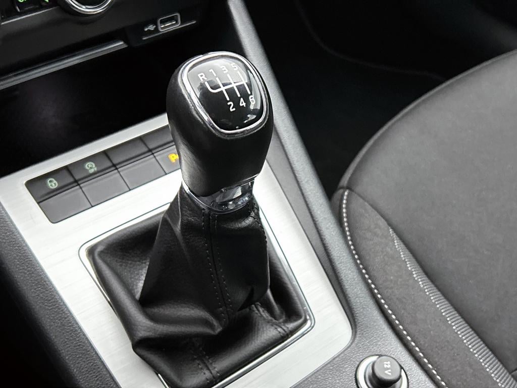 Skoda Octavia combi 1.0 tsi greentech business edition | navigatie | climat