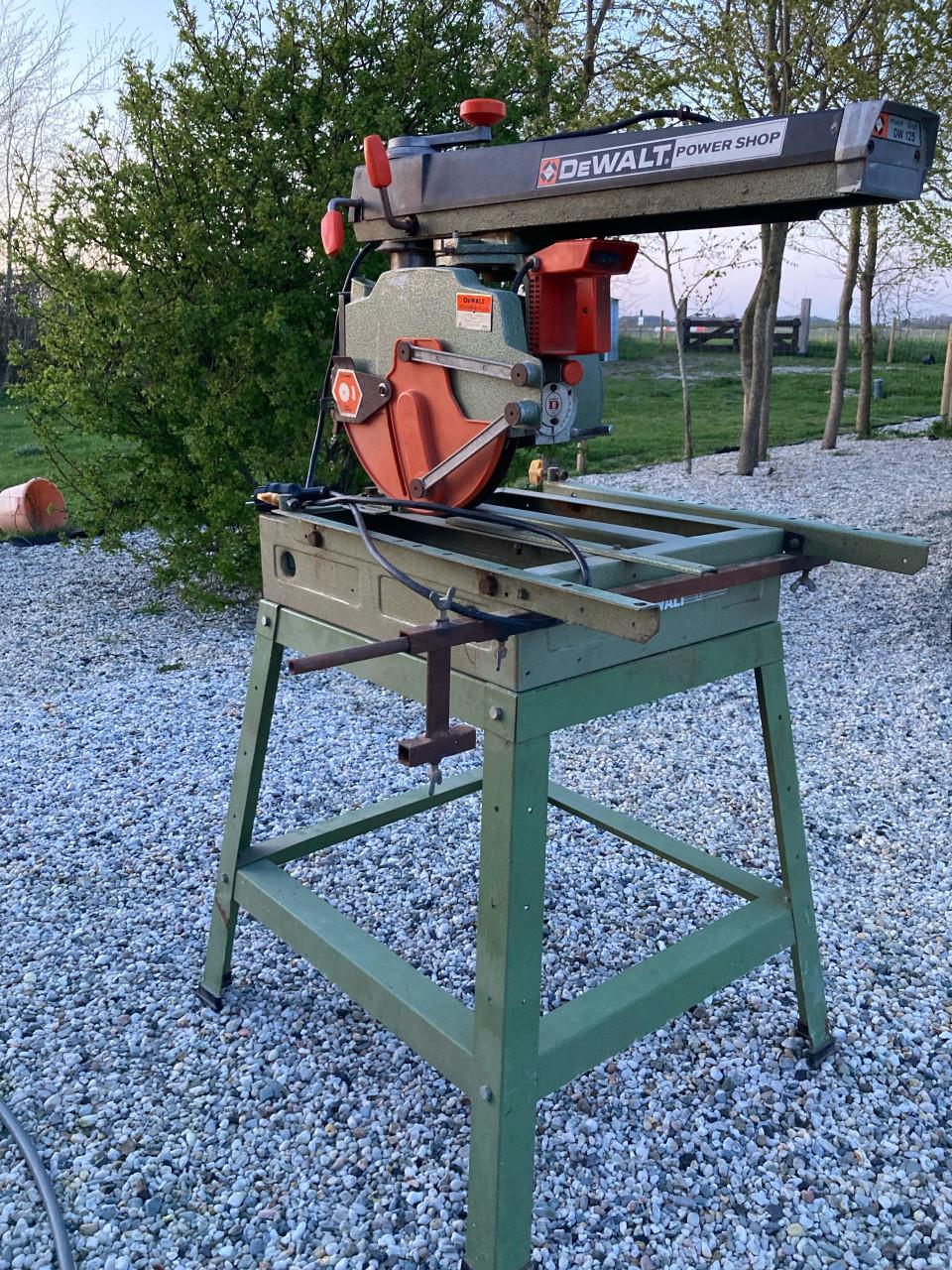 DeWalt DW 125 PowerShop Radiaalzaag 230v