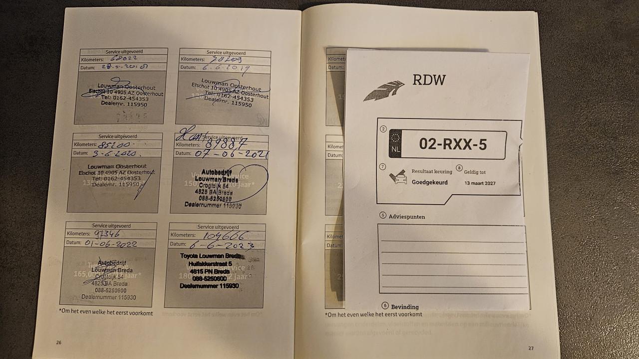 Zuinige 5drs TOYOTA AYGO Dynamic Navigator 2011 / NL AUTO / NAP / APK 03/27