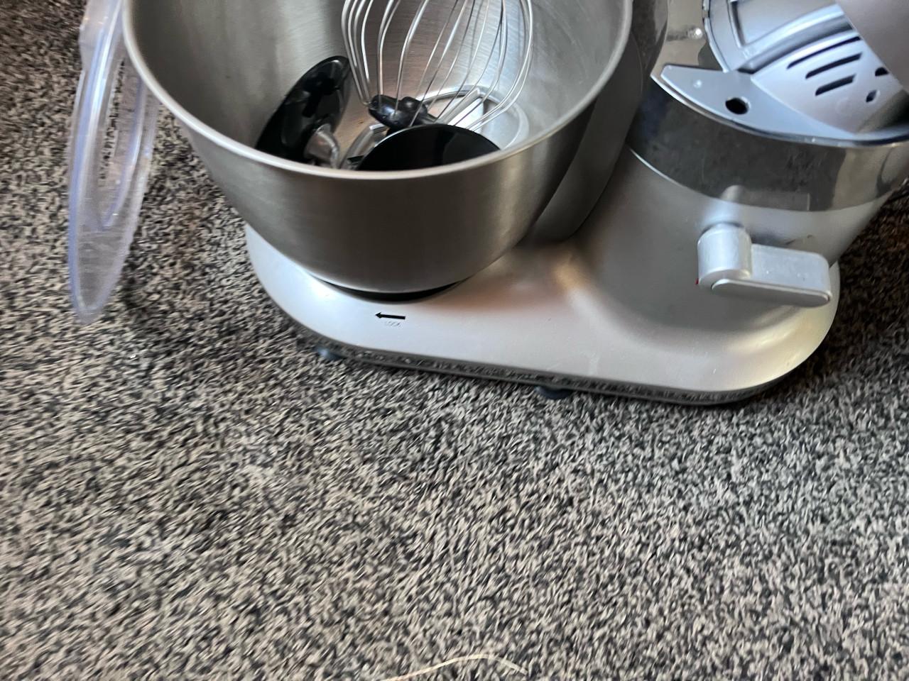 Keukenmachine / standmixer - met diverse accessoires