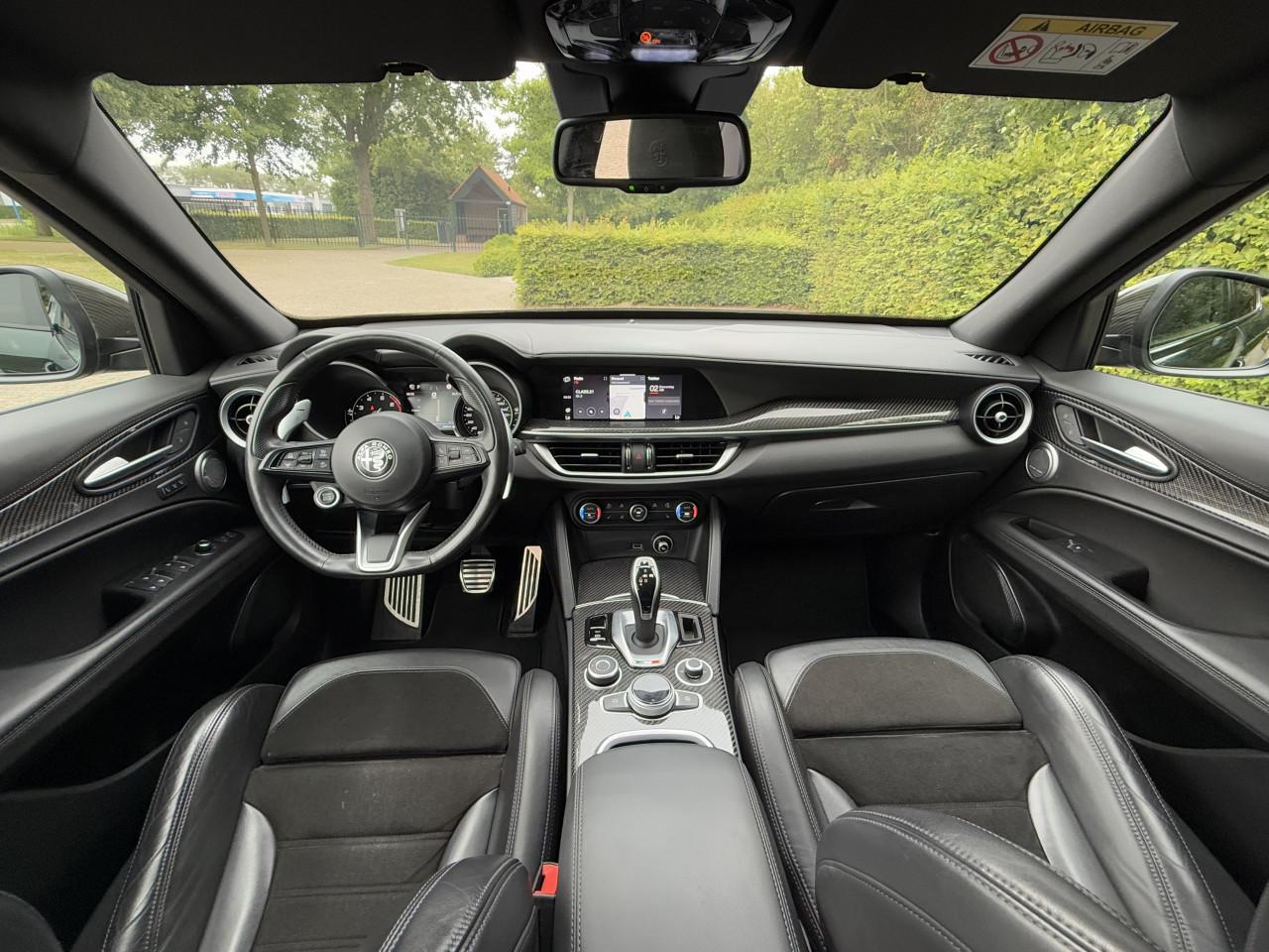 Alfa Romeo Stelvio - Veloce TI Q4 Verde Visconti Carbon 280PK